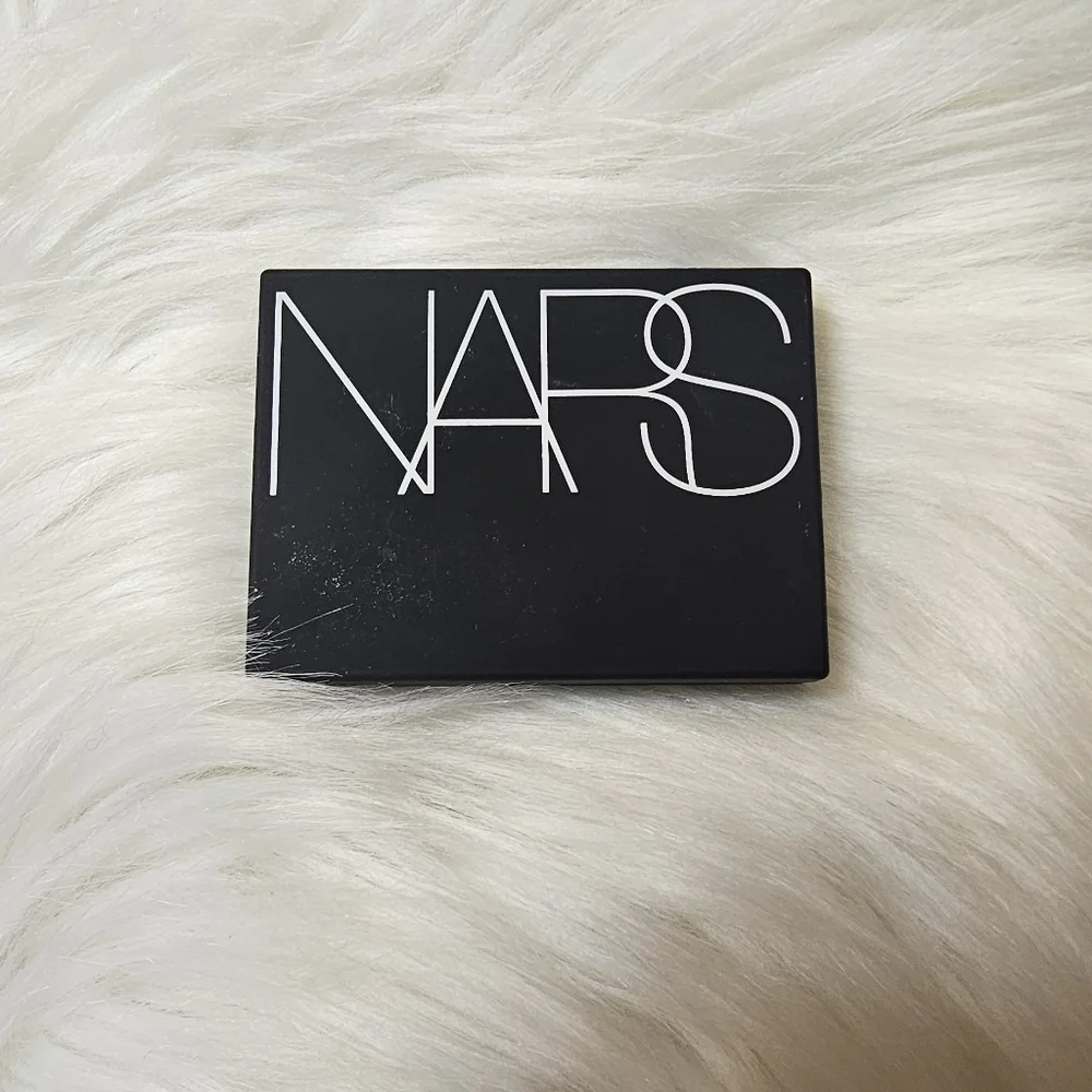 NARS Translucent Crystal Light-Reflecting Setting Powder-Pressed .10oz